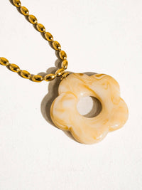 Floral Pendant Necklace |  beige