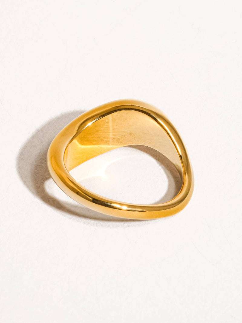 Classic Wavy Band: Yellow Gold