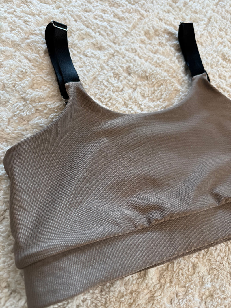 [FINAL SALE] Ribbed Adjustable Straps Bra | taupe